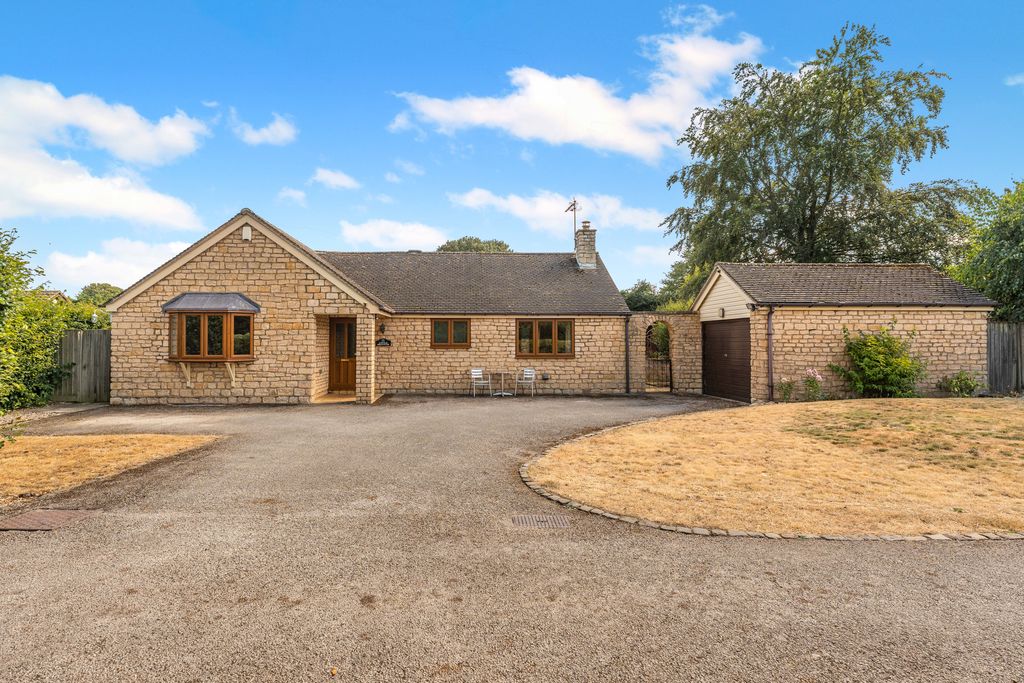 Horn Hill Road Adderbury